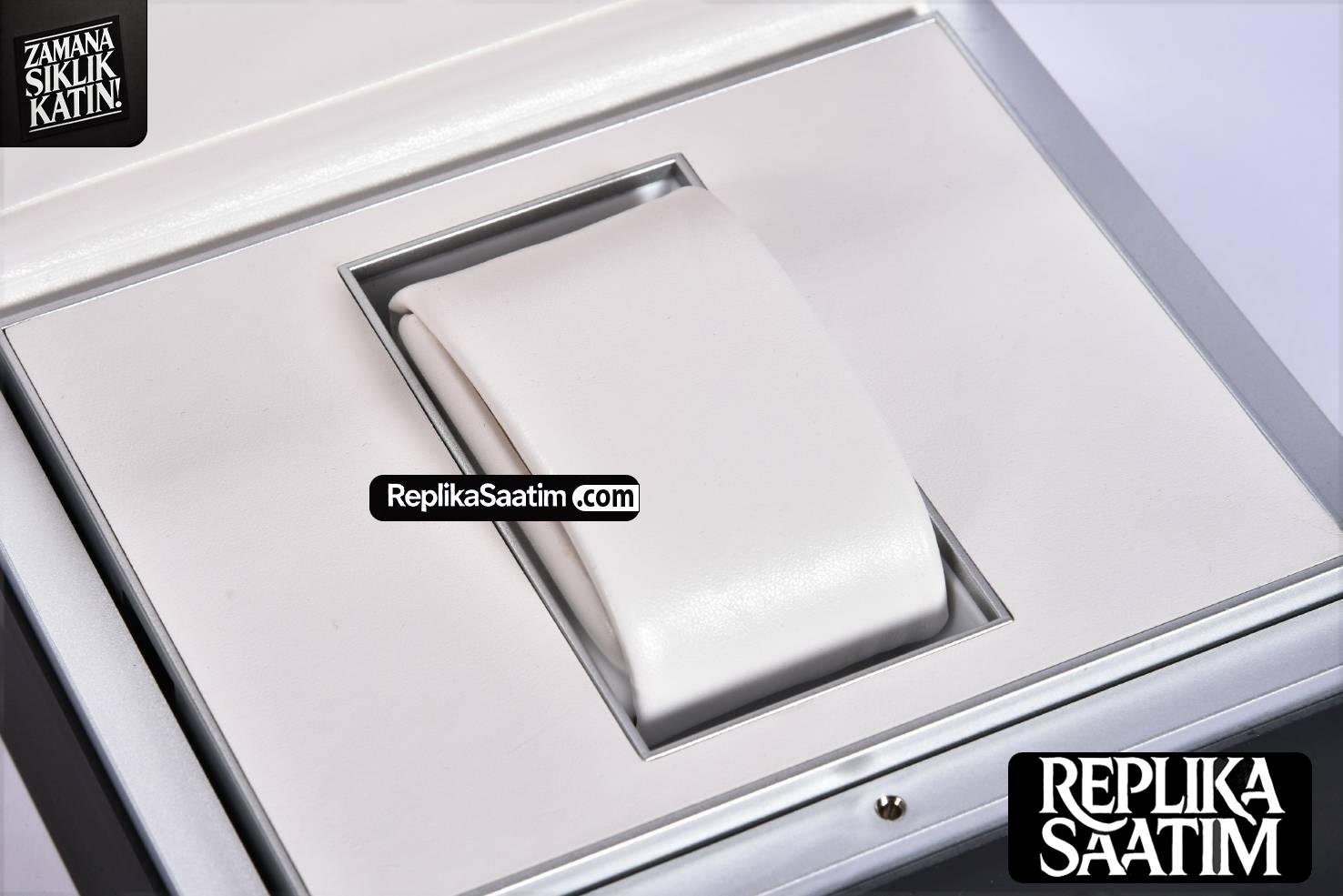 Audemars Piguet Black Wooden Box And Papers -20