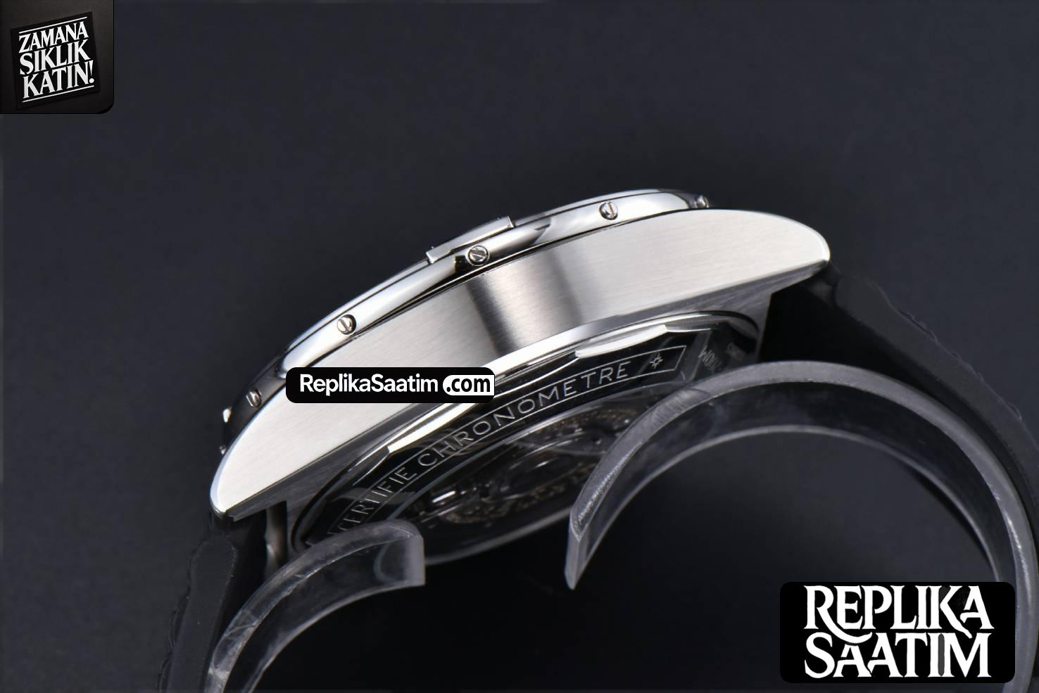 Chronomat B01 44mm BLSF Black Bezel Green Dial Rubber Strap 7750 -14
