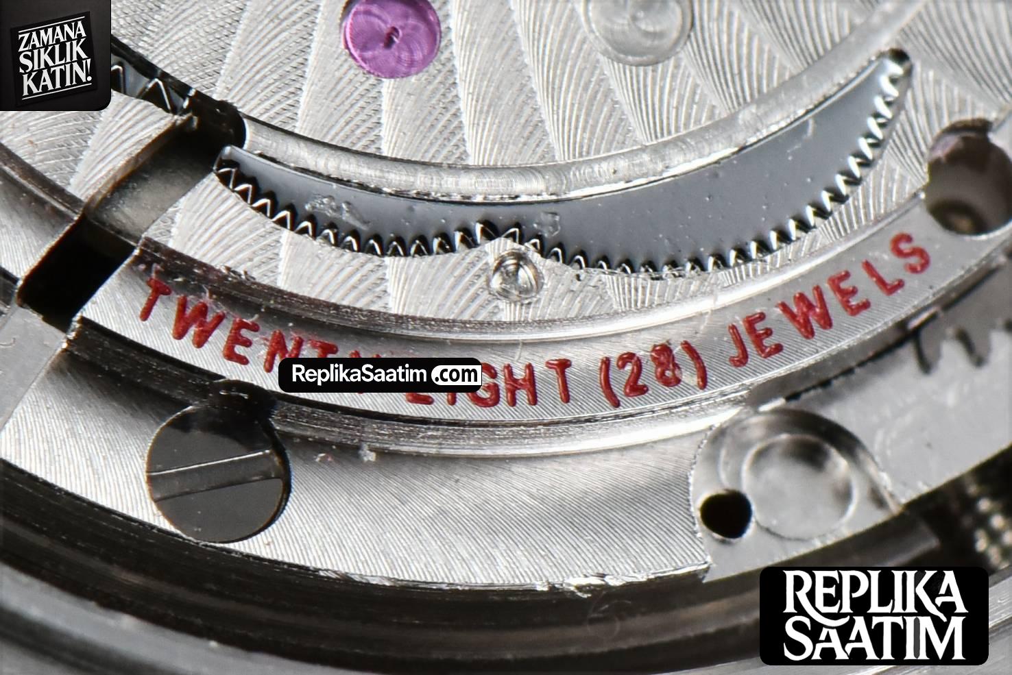 Constellation 29mm TWSF RG White Dial RG/SS Bracelet A8700 -21