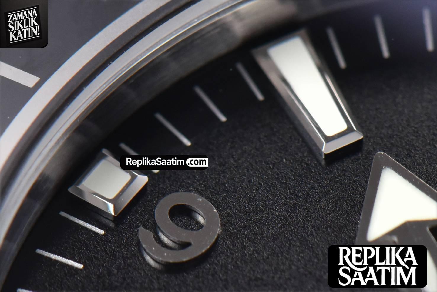 Planet Ocean 600m 42mm VSF Black Dial SS Bracelet A8500 -06
