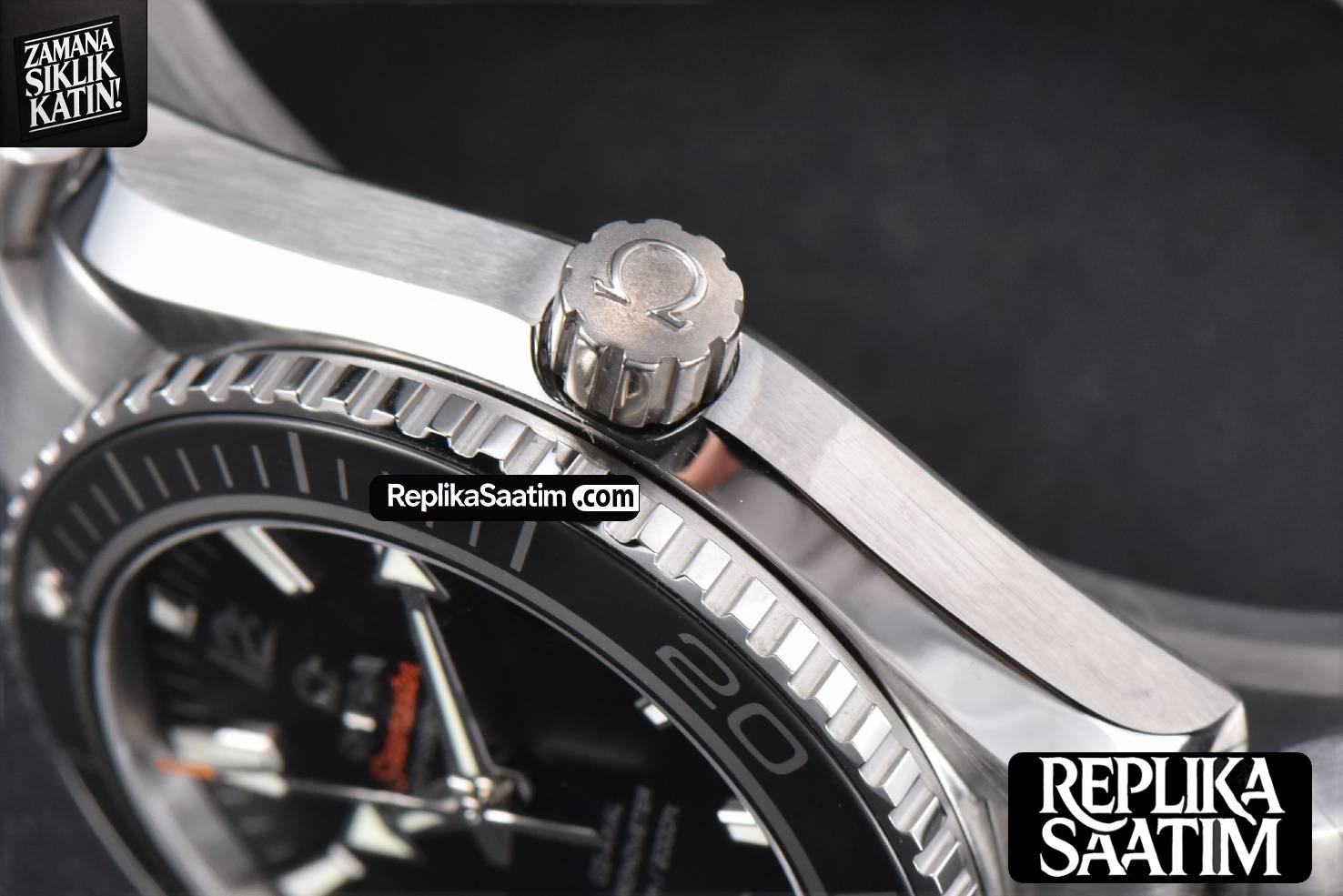 Planet Ocean 600m 42mm VSF Black Dial SS Bracelet A8500 -12