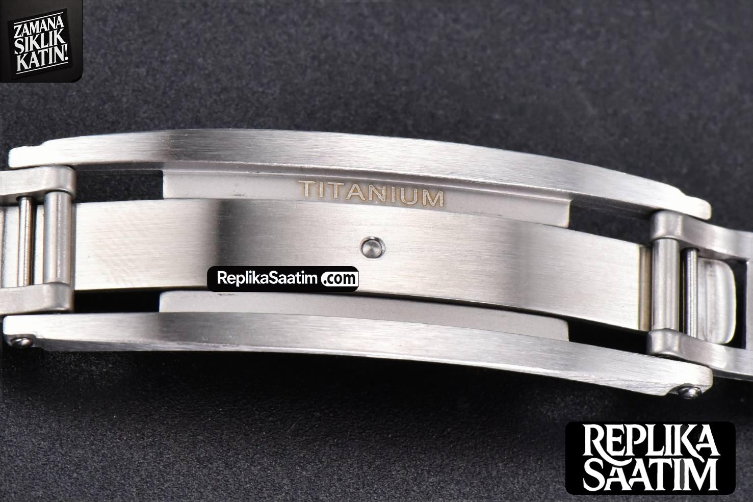 RM035-02 42mm White Forged Carbon T+F Skeleton Dial Red Crown White Rubber Strap RMUL2 -18
